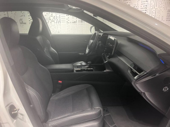 Photo 10 du bon plan LEXUS RX 450h+ Executive 4WD occasion à 69490 €