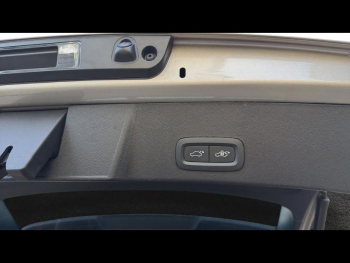Photo 8 du bon plan VOLVO XC40 T5 Recharge 180 + 82ch Inscription Luxe DCT 7 occasion à 34900 €