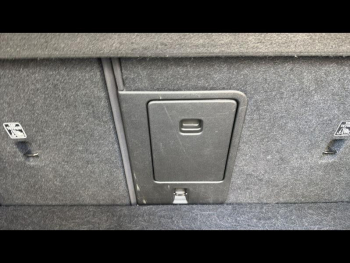 Photo 13 du bon plan VOLVO XC40 T5 Recharge 180 + 82ch Inscription Luxe DCT 7 occasion à 34900 €