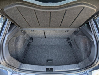 Photo 20 du bon plan SEAT Ibiza 1.5 TSI 150ch FR DSG7 occasion à 22490 €