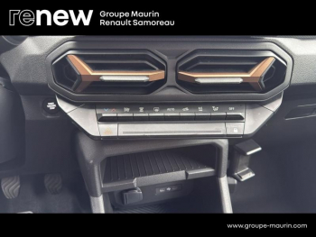 Photo 40 du bon plan DACIA Duster 1.2 mild hybrid 130ch Extreme occasion à 23900 €