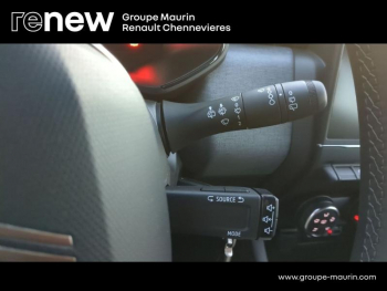 Photo 18 du bon plan RENAULT Clio 1.0 TCe 90ch Evolution - 25 occasion à 18990 €