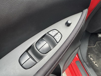 Photo 24 du bon plan NISSAN Leaf 150ch 40kWh Acenta 22 occasion à 14990 €