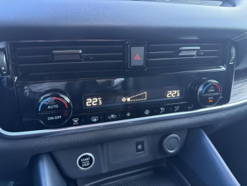 Photo 22 du bon plan NISSAN Qashqai 1.3 Mild Hybrid 158ch Tekna Xtronic occasion à 23650 €