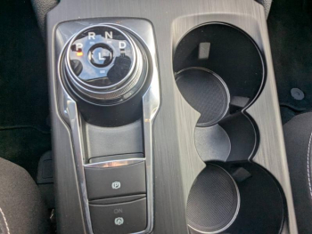 Photo 21 du bon plan FORD Kuga 2.5 Duratec 190ch FHEV Titanium BVA occasion à 21650 €