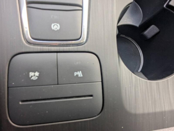 Photo 22 du bon plan FORD Kuga 2.5 Duratec 190ch FHEV Titanium BVA occasion à 21650 €