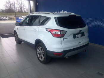 Photo 25 du bon plan FORD Kuga 1.5 TDCi 120ch Stop&Start Titanium Business 4x2 Powershift occasion à 16900 €