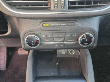 Photo 20 du bon plan FORD Kuga 2.5 Duratec 190ch FHEV E85 Titanium BVA occasion à 24790 €