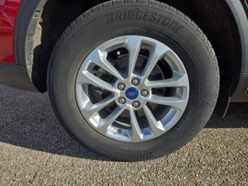 Photo 29 du bon plan FORD Kuga 2.5 Duratec 190ch FHEV E85 Titanium BVA occasion à 24790 €