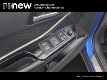 Photo 15 du bon plan TOYOTA C-HR 122h Dynamic 2WD E-CVT RC18 occasion à 18990 €