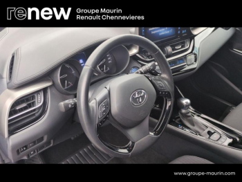 Photo 17 du bon plan TOYOTA C-HR 122h Dynamic 2WD E-CVT RC18 occasion à 18990 €