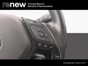 Photo 19 du bon plan TOYOTA C-HR 122h Dynamic 2WD E-CVT RC18 occasion à 18990 €