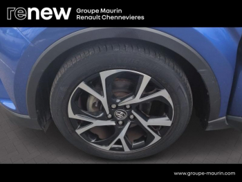 Photo 34 du bon plan TOYOTA C-HR 122h Dynamic 2WD E-CVT RC18 occasion à 18990 €