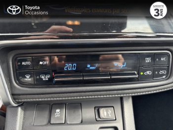 Photo 20 du bon plan TOYOTA Auris Touring Sports HSD 136h Dynamic occasion à 16990 €