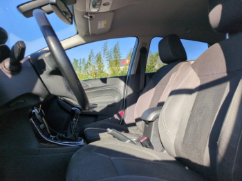 Photo 16 du bon plan FORD Fiesta 1.0 EcoBoost 100ch Stop&Start Titanium 5p occasion à 7990 €