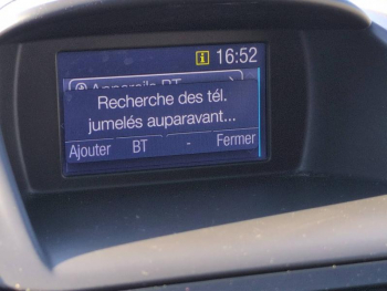 Photo 26 du bon plan FORD Fiesta 1.0 EcoBoost 100ch Stop&Start Titanium 5p occasion à 7990 €