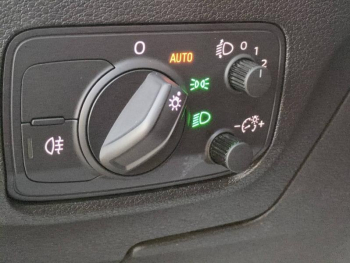 Photo 19 du bon plan AUDI Q2 1.4 TFSI 150ch COD Sport occasion à 13990 €