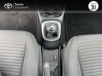 Photo 20 du bon plan TOYOTA Yaris 70 VVT-i France Business 5p RC19 occasion à 12990 €