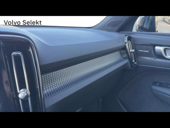 Photo 13 du bon plan VOLVO XC40 B3 163ch Ultra DCT 7 occasion à 39900 €