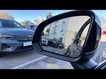 Photo 21 du bon plan VOLVO XC40 B3 163ch Ultra DCT 7 occasion à 39900 €