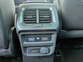 Photo 19 du bon plan VOLKSWAGEN Tiguan 2.0 TDI 190ch Carat 4Motion DSG7 occasion à 22990 €