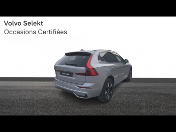 Photo 3 du bon plan VOLVO XC60 T6 Hybride Rechargeable 350ch Plus Style Dark Geartronic 8 AWD occasion à 69500 €
