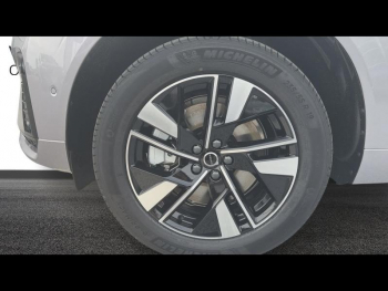 Photo 8 du bon plan VOLVO XC60 T6 Hybride Rechargeable 350ch Plus Style Dark Geartronic 8 AWD occasion à 69500 €