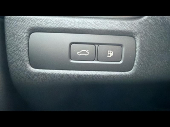 Photo 21 du bon plan VOLVO XC60 T6 Hybride Rechargeable 350ch Plus Style Dark Geartronic 8 AWD occasion à 69500 €