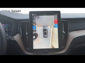 Photo 29 du bon plan VOLVO XC60 T6 Hybride Rechargeable 350ch Plus Style Dark Geartronic 8 AWD occasion à 69500 €