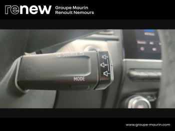 Photo 28 du bon plan RENAULT Captur 1.6 E-Tech hybride rechargeable 160ch Initiale Paris -21 occasion à 18490 €