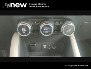 Photo 29 du bon plan RENAULT Captur 1.6 E-Tech hybride rechargeable 160ch Initiale Paris -21 occasion à 18490 €