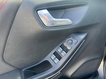 Photo 15 du bon plan FORD Puma 1.0 EcoBoost 125ch S&S mHEV ST-Line Powershift occasion à 21490 €