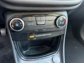 Photo 15 du bon plan FORD Puma 1.0 Flexifuel 125ch S&S mHEV Titanium occasion à 18390 €