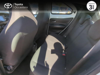 Photo 12 du bon plan TOYOTA Aygo X 1.0 VVT-i 72ch Dynamic occasion à 13990 €