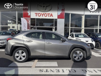Photo 17 du bon plan LEXUS UX 250h 2WD Pack Confort occasion à 20990 €