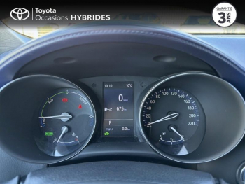 Photo 14 du bon plan TOYOTA C-HR 122h Graphic 2WD E-CVT RC18 occasion à 19490 €