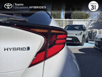Photo 21 du bon plan TOYOTA C-HR 122h Graphic 2WD E-CVT RC18 occasion à 19490 €