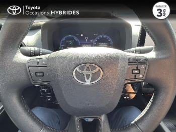 Photo 13 du bon plan TOYOTA C-HR 1.8 Hybride 140ch Collection MY25 occasion à 35990 €