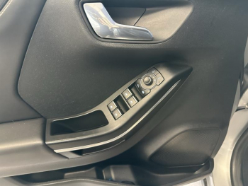 Photo 14 du bon plan FORD Puma 1.0 Flexifuel 125ch S&S mHEV  ST-Line Vignale occasion à 20480 €