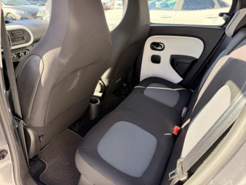 Photo 16 du bon plan RENAULT Twingo 1.0 SCe 75ch Zen - 20 occasion à 10490 €