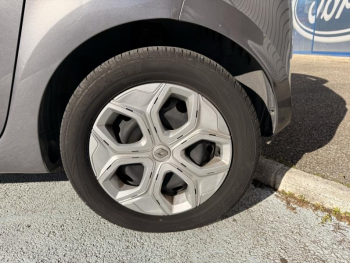 Photo 23 du bon plan RENAULT Twingo 1.0 SCe 75ch Zen - 20 occasion à 10490 €