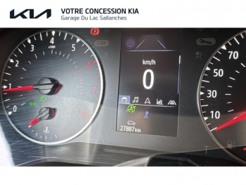 Photo 9 du bon plan RENAULT Clio 1.0 TCe 100ch Evolution GPL occasion à 15490 €