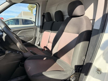 Photo 11 du bon plan FIAT Doblo Cargo VUL 1.6 Multijet 105ch Pack Professional E6 occasion à 10480 €