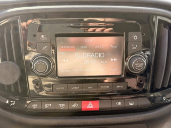 Photo 14 du bon plan FIAT Doblo Cargo VUL 1.6 Multijet 105ch Pack Professional E6 occasion à 10480 €