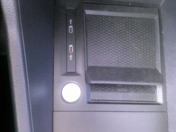 Photo 13 du bon plan FORD Grd Tourneo Connect 2.0 EcoBlue 102ch Active occasion à 28950 €