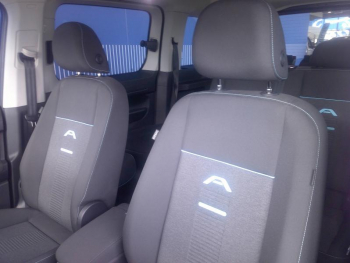 Photo 19 du bon plan FORD Grd Tourneo Connect 2.0 EcoBlue 102ch Active occasion à 28950 €