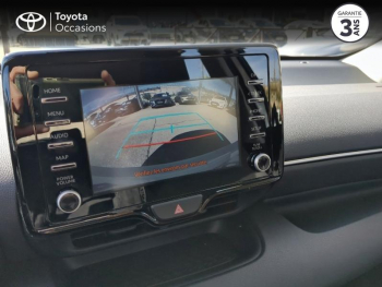 Photo 21 du bon plan TOYOTA Yaris 70 VVT-i Dynamic Business 5p MY22 occasion à 15890 €