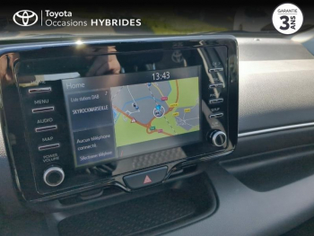 Photo 15 du bon plan TOYOTA Yaris 116h Dynamic Business 5p + Programme Beyond Zero Academy MY22 occasion à 18890 €