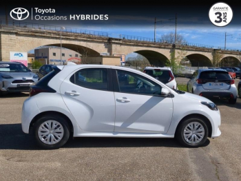 Photo 17 du bon plan TOYOTA Yaris 116h Dynamic Business 5p + Programme Beyond Zero Academy MY22 occasion à 18890 €