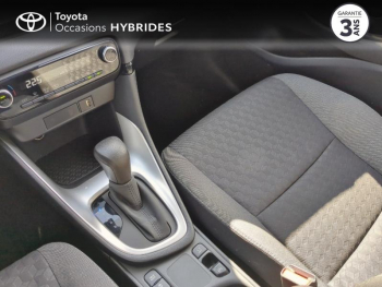 Photo 20 du bon plan TOYOTA Yaris 116h Dynamic Business 5p + Programme Beyond Zero Academy MY22 occasion à 18890 €